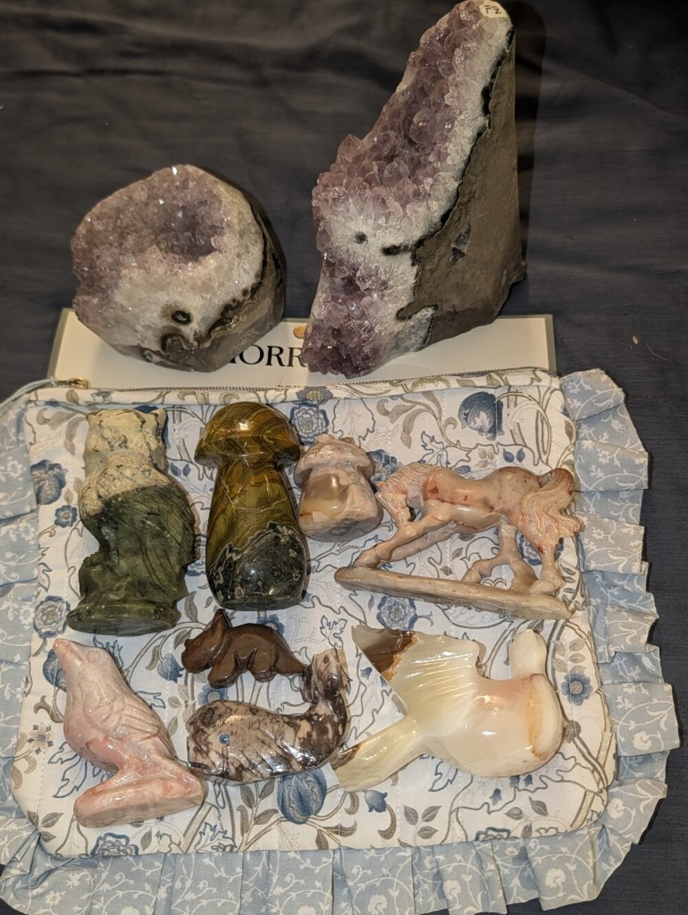 10pc Crystal Carvings: Amethyst Jasper Agate Onyx Jade etc๐15 FREE CRYSTALS!!๐ - Picture 12 of 14